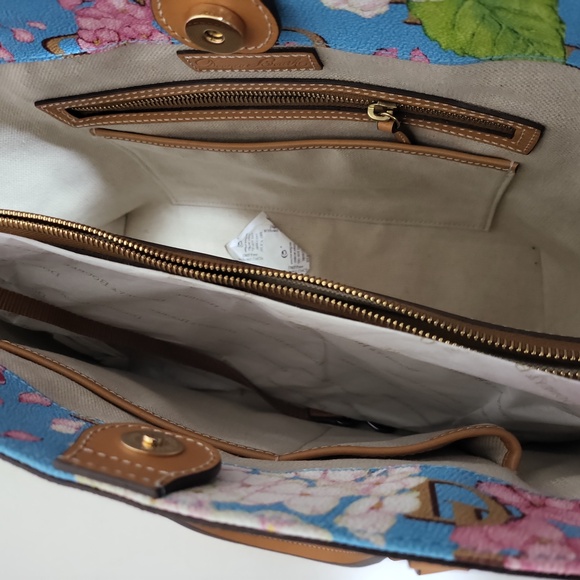 Hydrangea Monogram Nelly Tote nwt - Picture 9 of 9